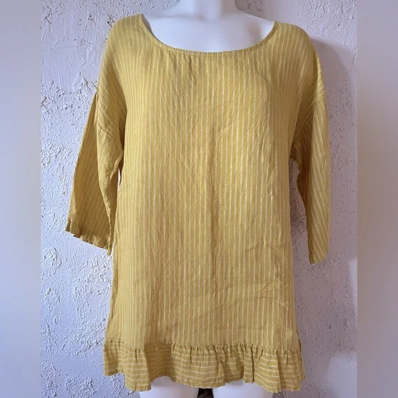 Linen Top - Picture 1 of 5